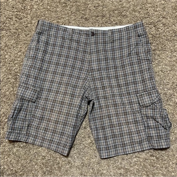 checkered cargo shorts